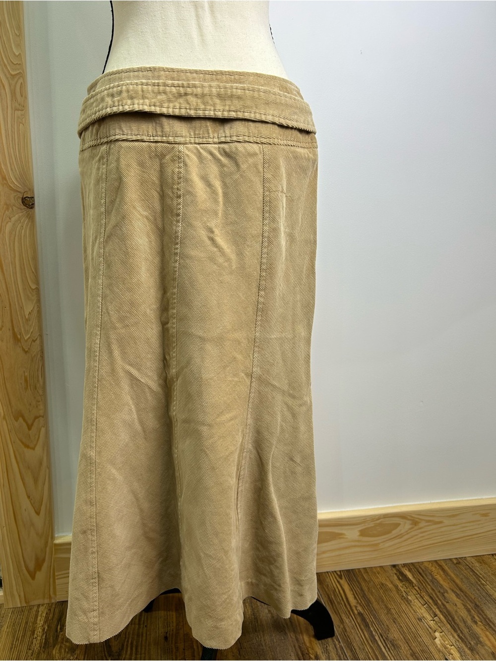 Talbots Khaki  Corduroy A-line Skirt with Round Belt Buckle - Picture 4 of 7